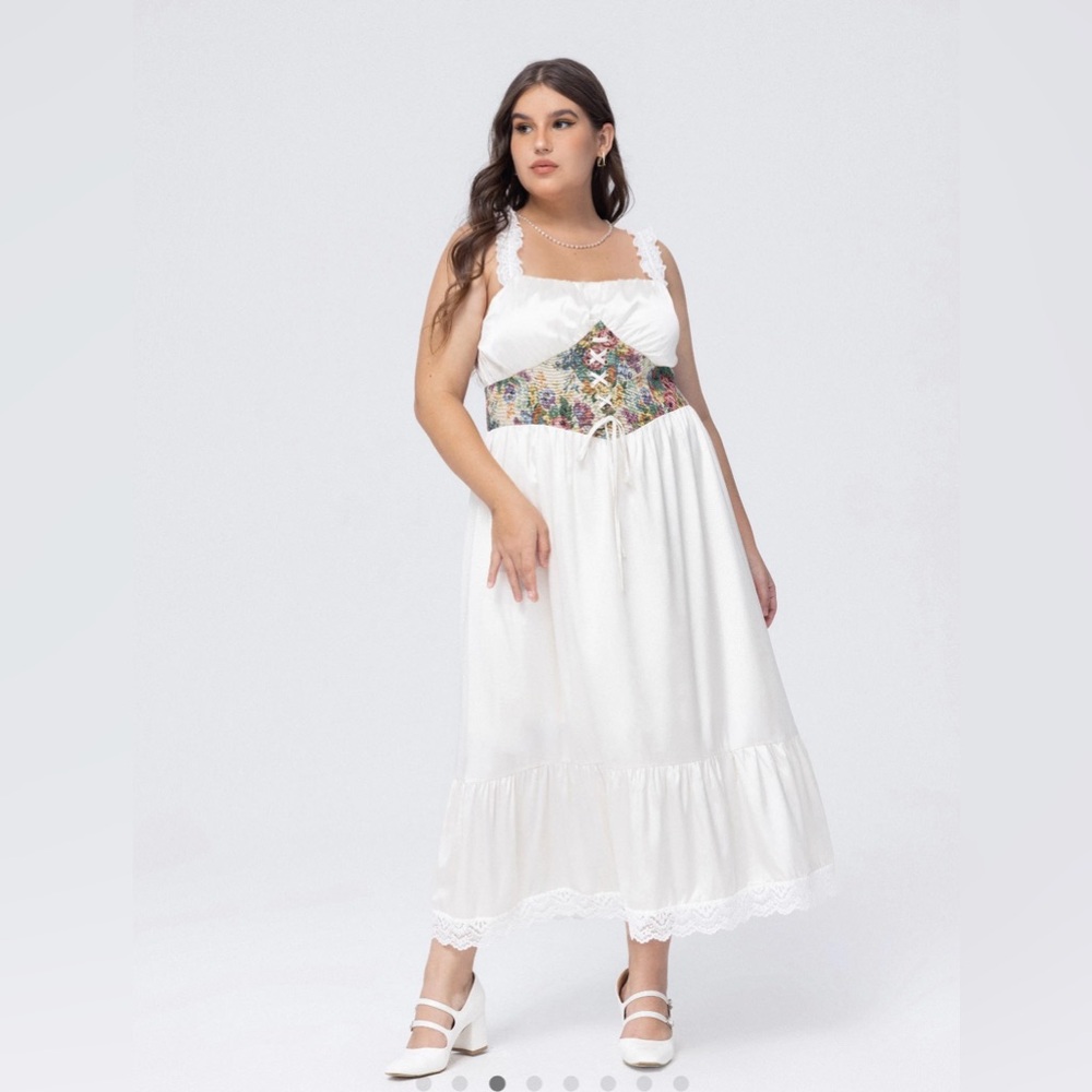 Cider Cream Midi Dress with Floral Corset Waist - Picture 3 of 10
